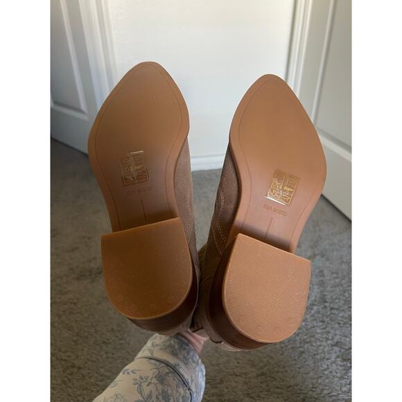 NEW Dolce Vita Slim Pointed Toe Bootie in Pecan Suede - Picture 6 of 8